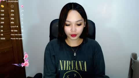 oliviahutton online show from 07-28-26, 06:53