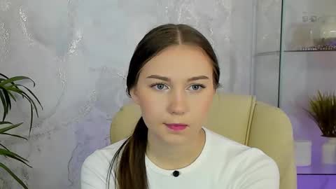 olivialangs online show from 03-04-26, 10:54