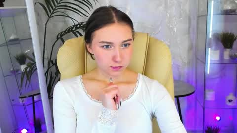 olivialangs online show from 03-26-26, 11:16