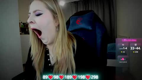 . online show from 10-07-25, 05:04