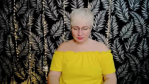 Kelly online show from 04-02-26, 10:24