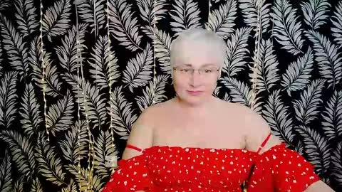 Kelly online show from 04-24-26, 10:18