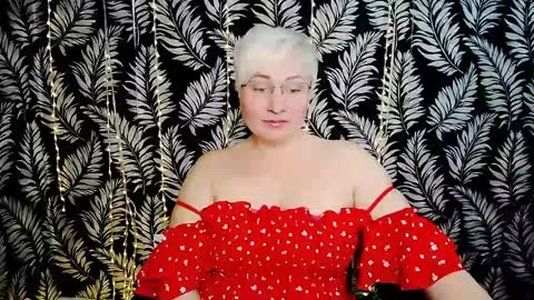 Snapshot of oliviaoskar_ chatting on 05-22-26, 09:59 Kelly online show from 05-22-26, 09:59