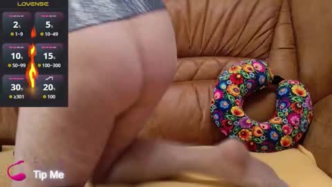 Snapshot of oliviaparadise chatting on 09-22-25, 09:22 oliviaparadise online show from 09-22-25, 09:22