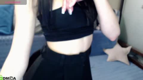 oliviarichi online show from 04-10-26, 09:47