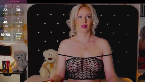 Olivia online show from 02-10-26, 09:19