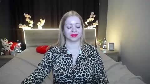 Oliviaverr online show from 03-26-26, 03:50