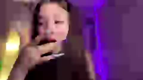 Emma online show from 05-18-26, 12:22
