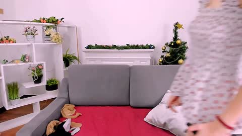 Olli and Stiw online show from 12-28-24, 02:43