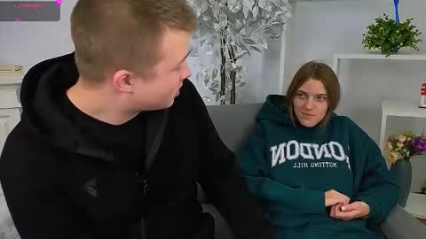 Olli and Stiw online show from 10-27-25, 07:34