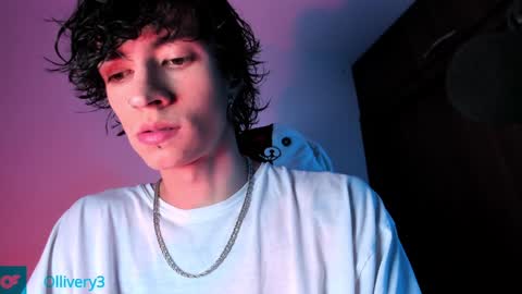     online show from 02-06-25, 03:59