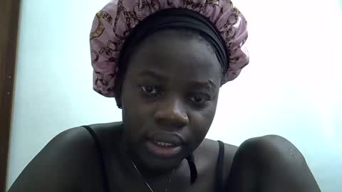 ollleina online show from 02-02-26, 08:24