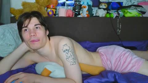 Tony online show from 11-11-25, 05:07