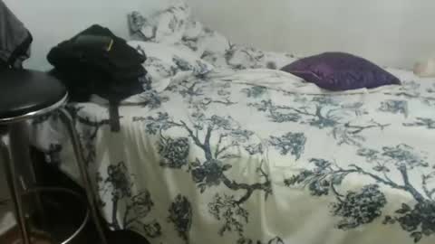 OlySantos online show from 01-08-25, 02:14