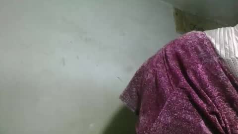 Snapshot of olyvienne90 chatting on 12-02-25, 09:10 olyvienne90 online show from 12-02-25, 09:10