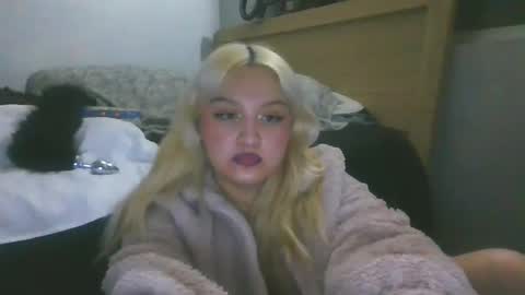 Snapshot of omathena11_11 chatting on 01-11-25, 09:47 omathena11_11 online show from 01-11-25, 09:47