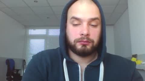 Snapshot of omgwhereim chatting on 01-07-25, 12:41 omgwhereim online show from 01-07-25, 12:41