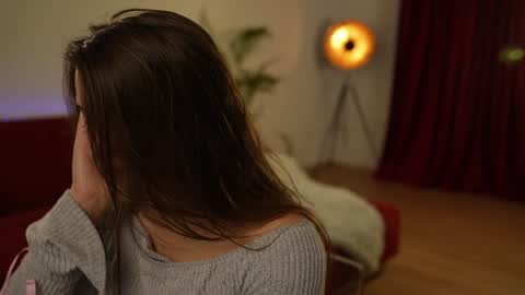    or    online show from 02-02-25, 06:31