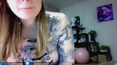 Emma Talk only with followers online show from 03-09-25, 07:37