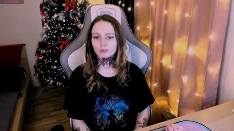 Snapshot of on_yxxx chatting on 01-25-25, 01:19 on_yxxx online show from 01-25-25, 01:19