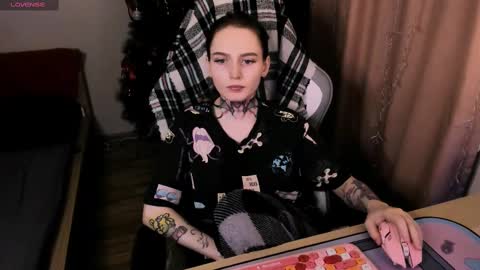 Snapshot of on_yxxx chatting on 03-07-25, 07:05 on_yxxx online show from 03-07-25, 07:05