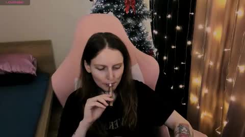 Snapshot of on_yxxx chatting on 12-04-25, 08:17 on_yxxx online show from 12-04-25, 08:17