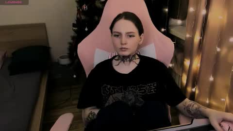 Snapshot of on_yxxx chatting on 12-20-25, 09:22 on_yxxx online show from 12-20-25, 09:22