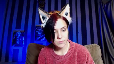 Snapshot of onaloon chatting on 10-28-25, 01:31 onaloon online show from 10-28-25, 01:31