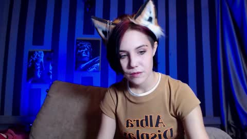 Snapshot of onaloon chatting on 10-29-25, 01:52 onaloon online show from 10-29-25, 01:52