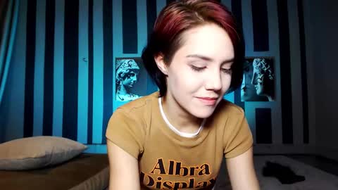 Snapshot of onaloon chatting on 11-25-25, 01:27 onaloon online show from 11-25-25, 01:27