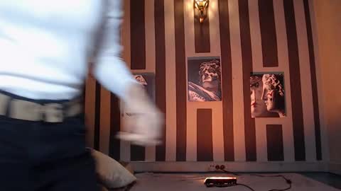 Snapshot of onaloon chatting on 12-04-25, 02:54 onaloon online show from 12-04-25, 02:54