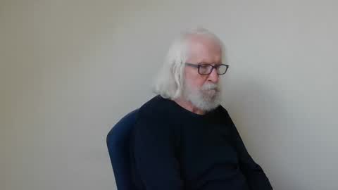 Somewhere over the rainbow online show from 01-05-25, 01:26