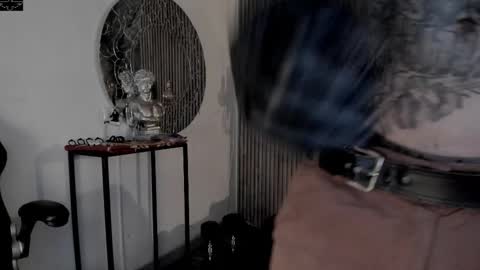     ... online show from 11-05-25, 03:39