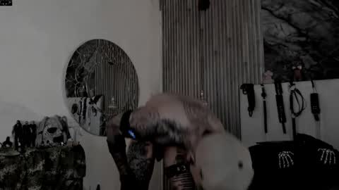     ... online show from 04-14-26, 10:54