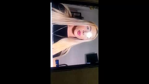 onder950105 online show from 06-06-26, 07:29