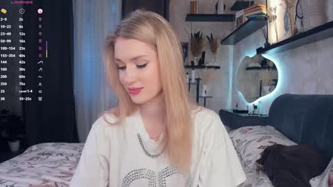 Snapshot of one_1ove chatting on 11-16-25, 07:03 Ana online show from 11-16-25, 07:03