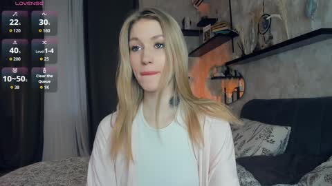 Snapshot of one_1ove chatting on 12-03-25, 07:38 Ana online show from 12-03-25, 07:38