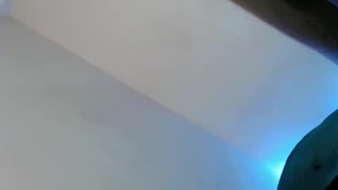 Snapshot of one_sweet_day18 chatting on 01-14-25, 04:25 jessy online show from 01-14-25, 04:25