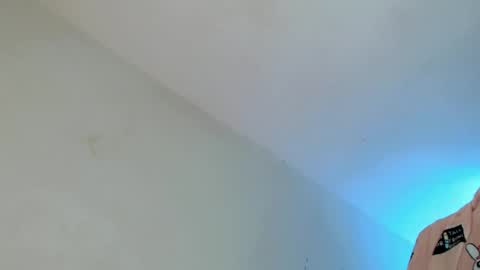 Snapshot of one_sweet_day18 chatting on 01-28-25, 08:04 jessy online show from 01-28-25, 08:04