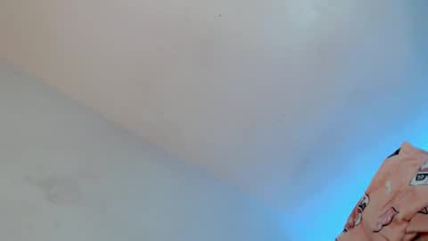 Snapshot of one_sweet_day18 chatting on 02-10-25, 04:30 jessy online show from 02-10-25, 04:30