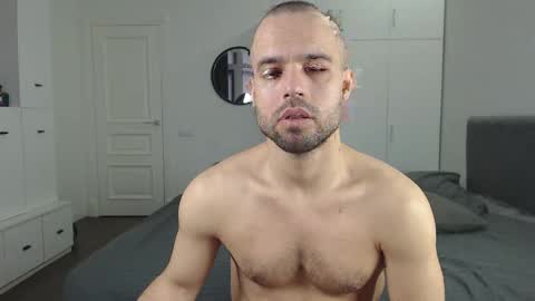 onebestlover online show from 02-11-25, 09:31