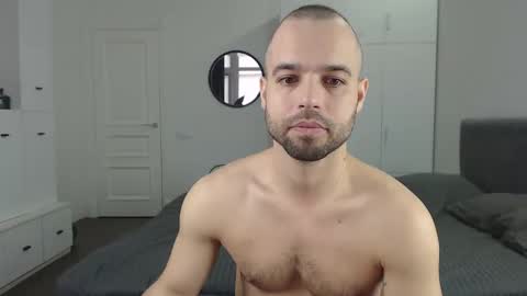 onebestlover online show from 02-12-25, 08:38