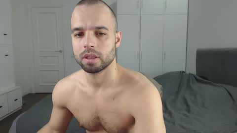 onebestlover online show from 02-18-25, 07:54