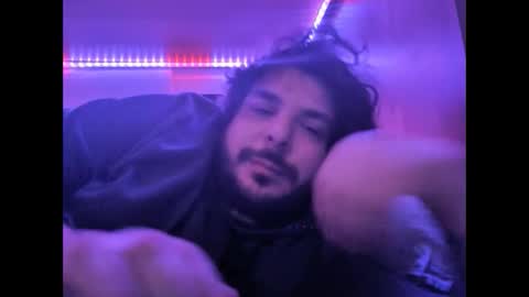 onecrew1 online show from 09-30-25, 06:02