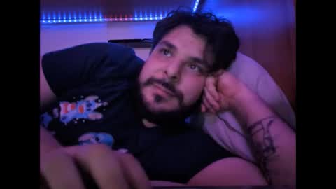 onecrew1 online show from 11-04-25, 11:59