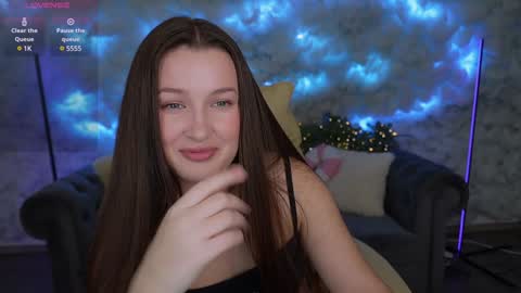 Snapshot of onelaya chatting on 02-05-25, 08:25 L A Y A online show from 02-05-25, 08:25