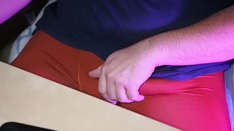 Snapshot of onemanmafia chatting on 10-22-25, 10:48 OneManMafia online show from 10-22-25, 10:48