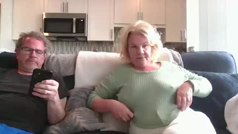 Snapshot of oneoften1000 chatting on 02-09-25, 12:28 couple mature milf bigboobs curvy mommydaddy online show from 02-09-25, 12:28