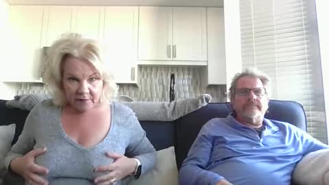 Snapshot of oneoften1000 chatting on 02-17-25, 10:36 couple mature milf bigboobs curvy mommydaddy online show from 02-17-25, 10:36
