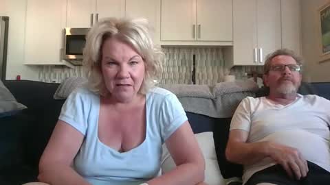 Snapshot of oneoften1000 chatting on 02-22-25, 11:35 couple mature milf bigboobs curvy mommydaddy online show from 02-22-25, 11:35